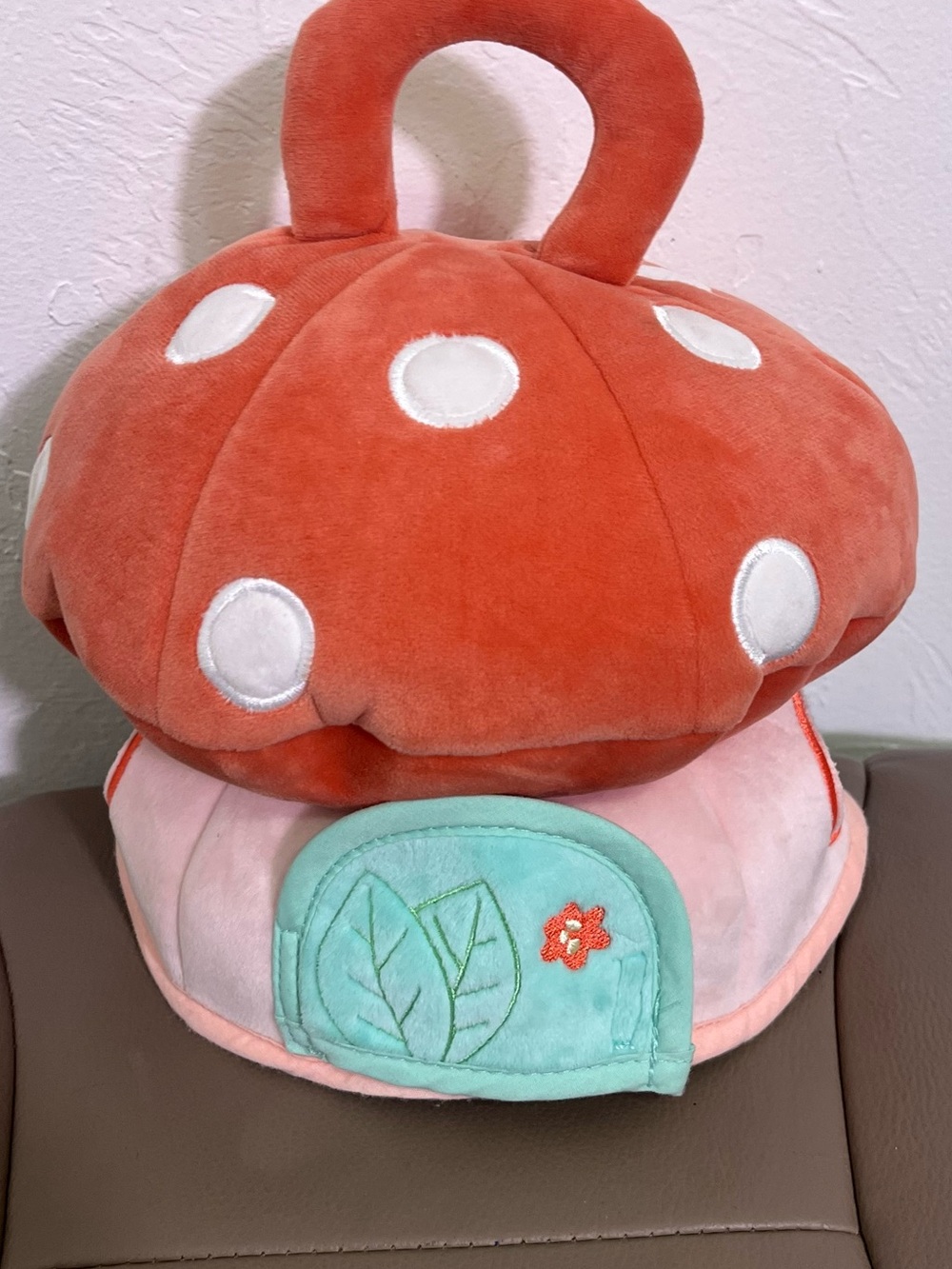 Lambs & Ivy Interactive Plush Mushroom House Playhouse Soft